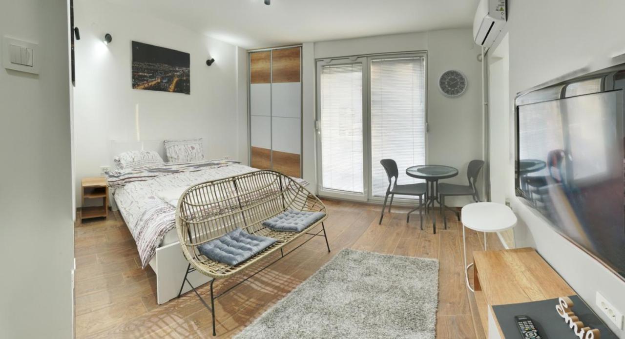 Bibi'S Apartments Skopje Bagian luar foto